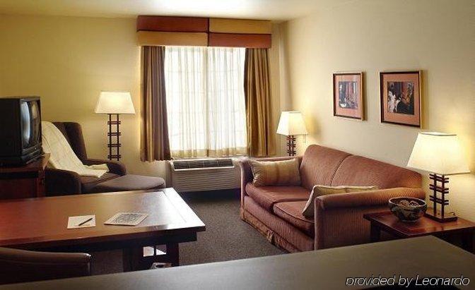 Larkspur Landing Folsom-An All-Suite Hotel Room photo