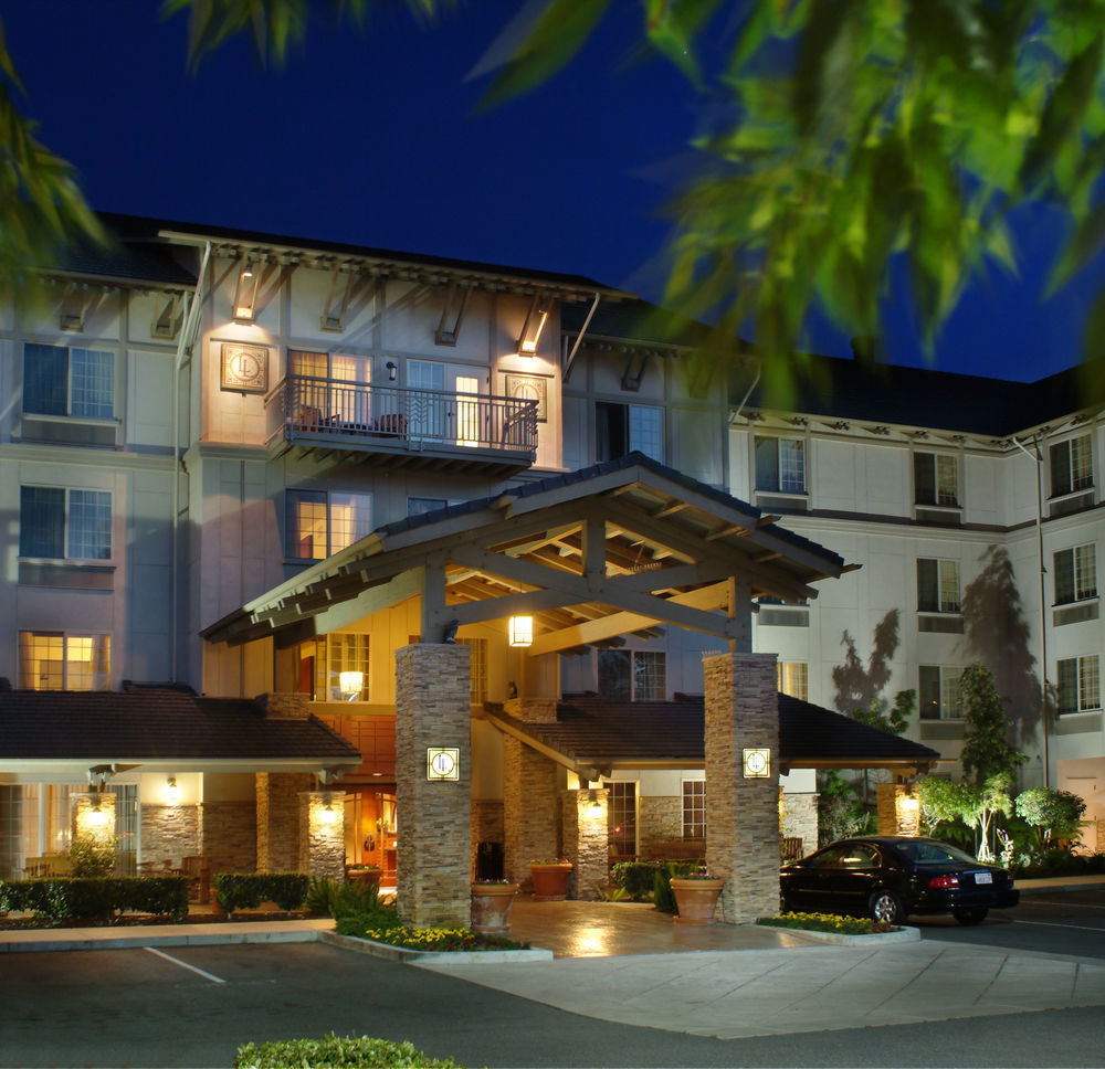 Larkspur Landing Folsom-An All-Suite Hotel Exterior photo