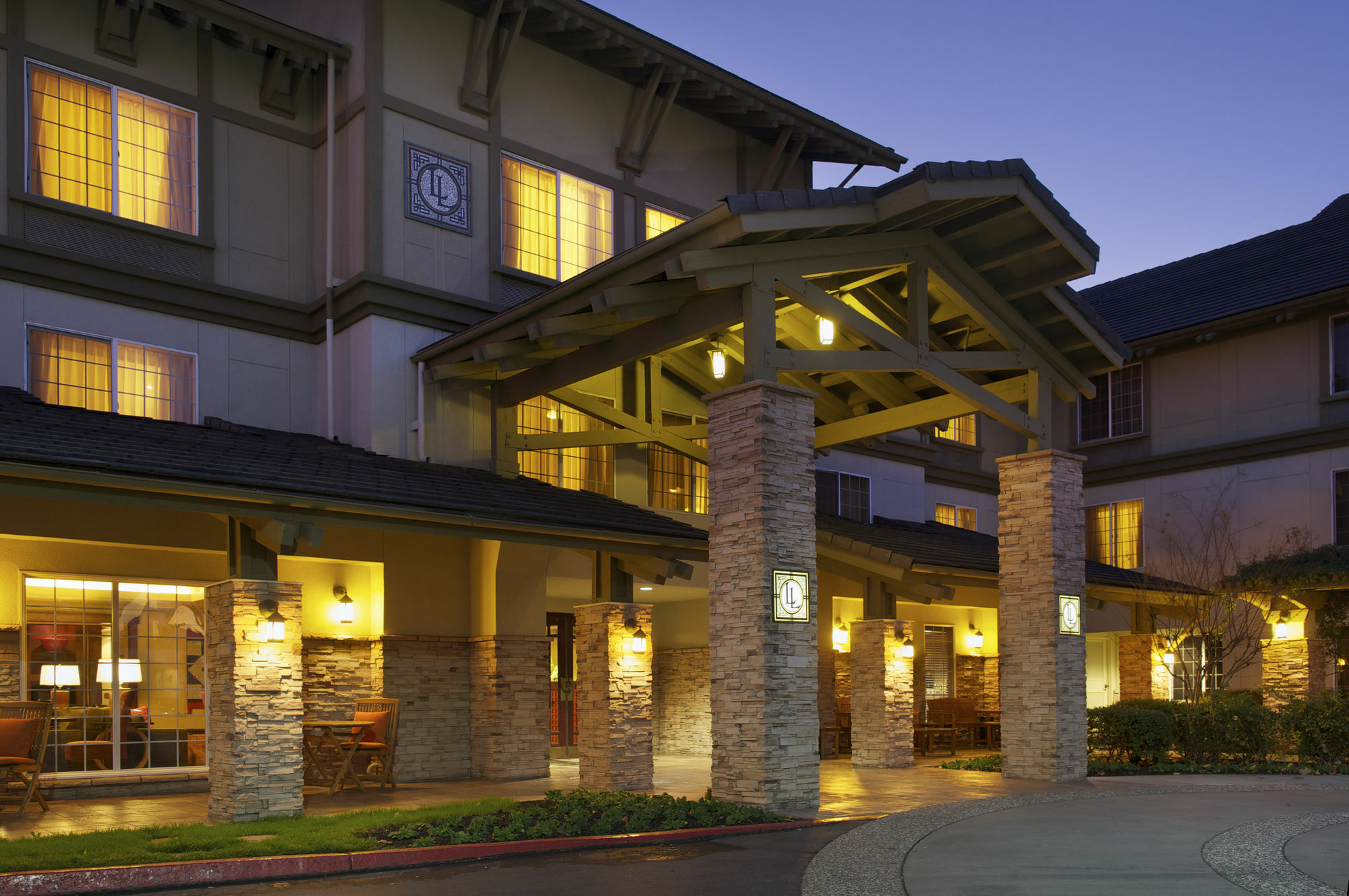 Larkspur Landing Folsom-An All-Suite Hotel Exterior photo